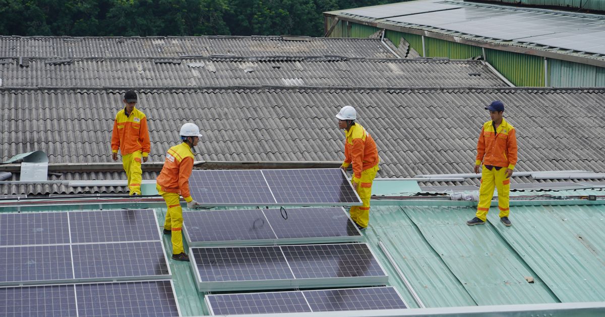 Top Solar Panel Companies in India: How to Choose the Right One (2026)